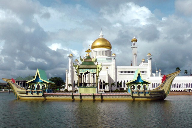 Brunei Hotels That favor privacy, calm, and tropical refinement