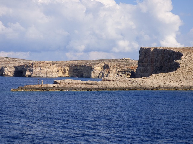 Sea-View Villas in Malta for Timeless Mediterranean Comfort